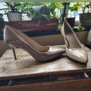 BCBGeneration Heidi Shoes Nude Pointed Toe Pumps Size 10